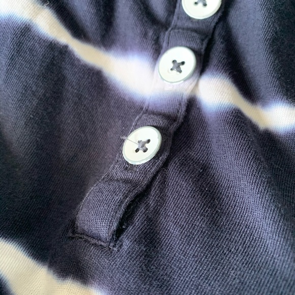 Calvin Klein Tie Dye 3/4 Sleeve Top with Buttons - Picture 4 of 13